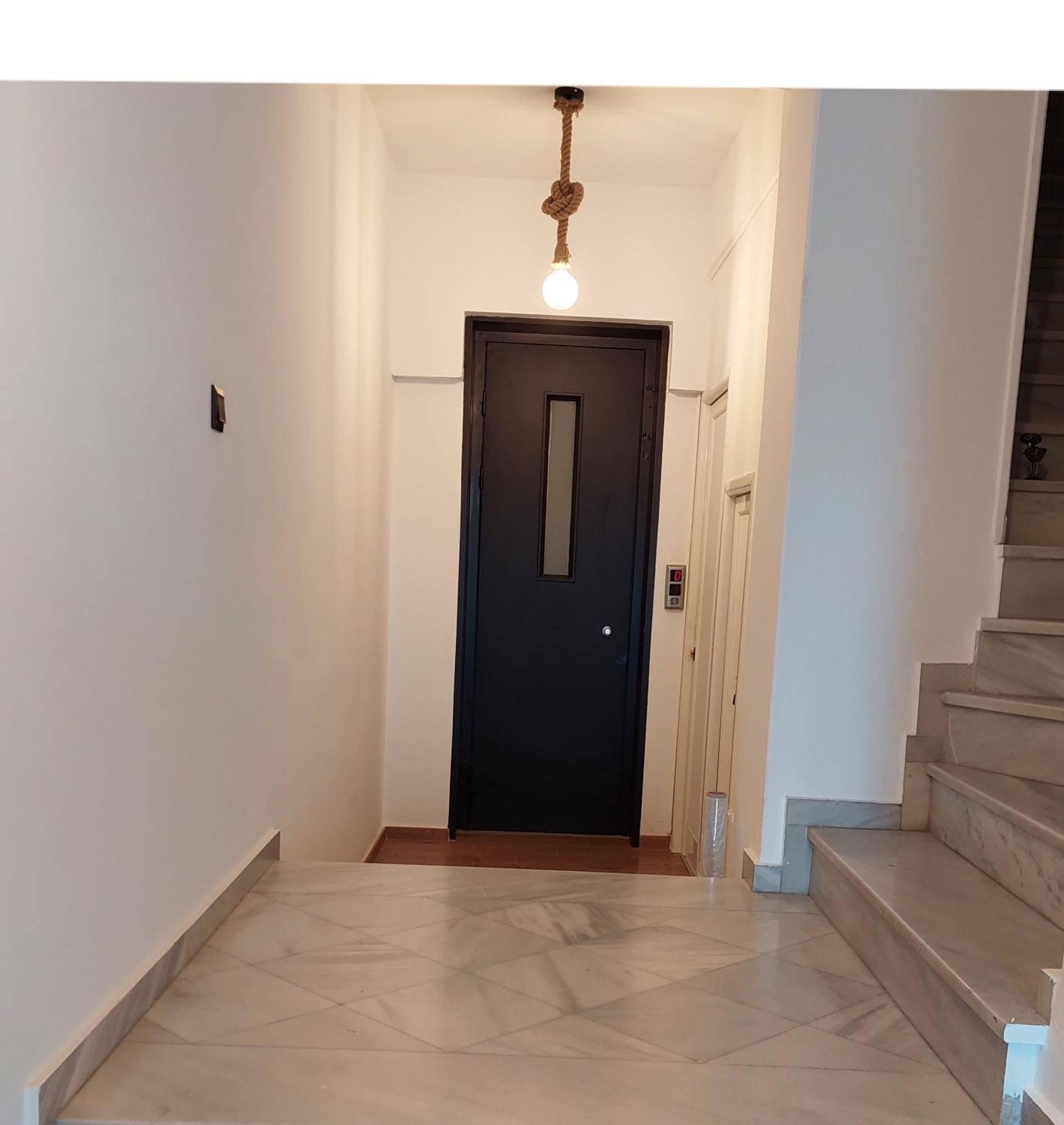Christellie Luxury Apartment Kiáton Екстериор снимка