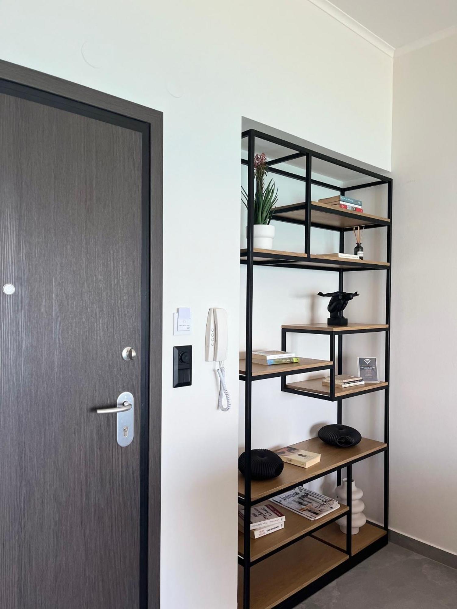 Christellie Luxury Apartment Kiáton Екстериор снимка
