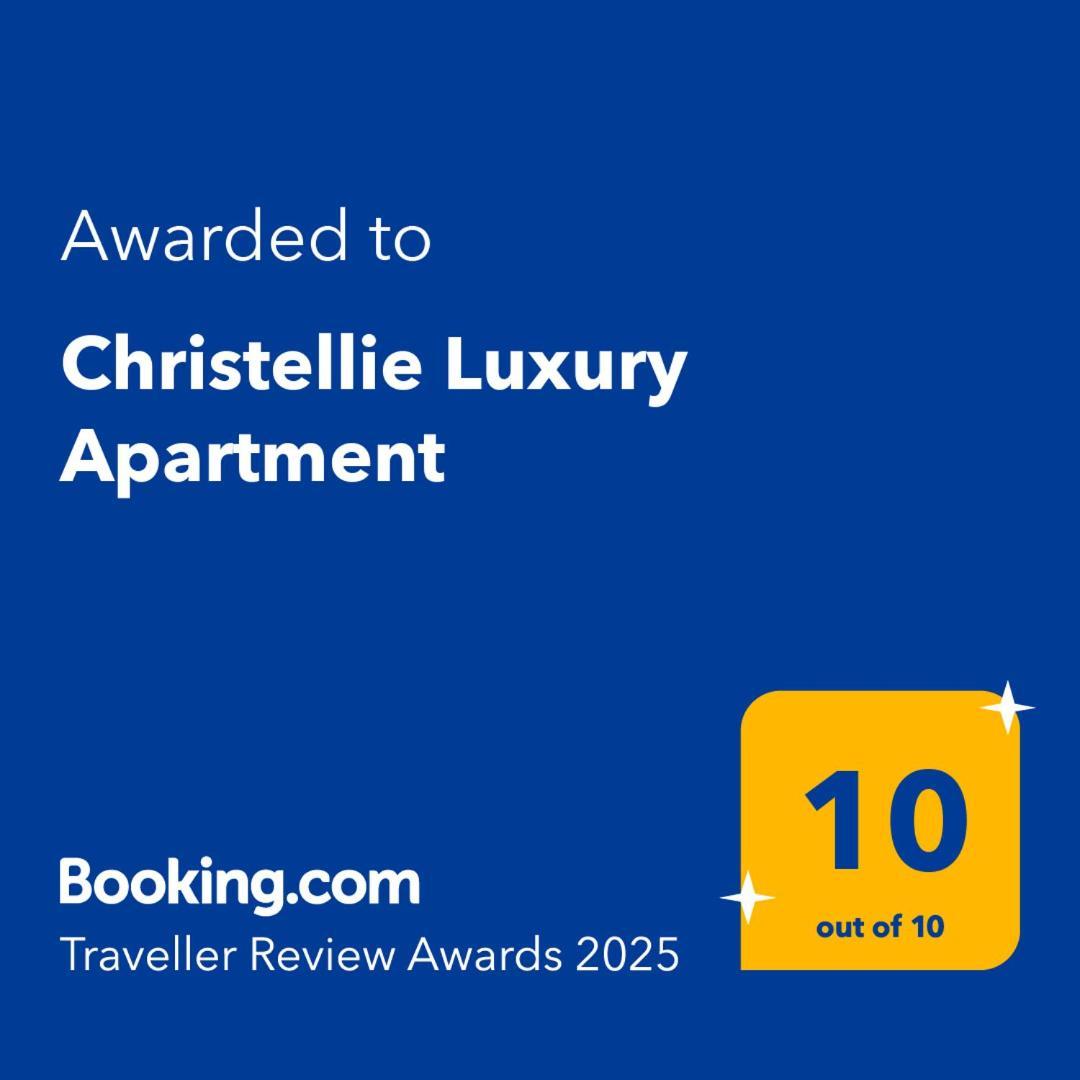 Christellie Luxury Apartment Kiáton Екстериор снимка